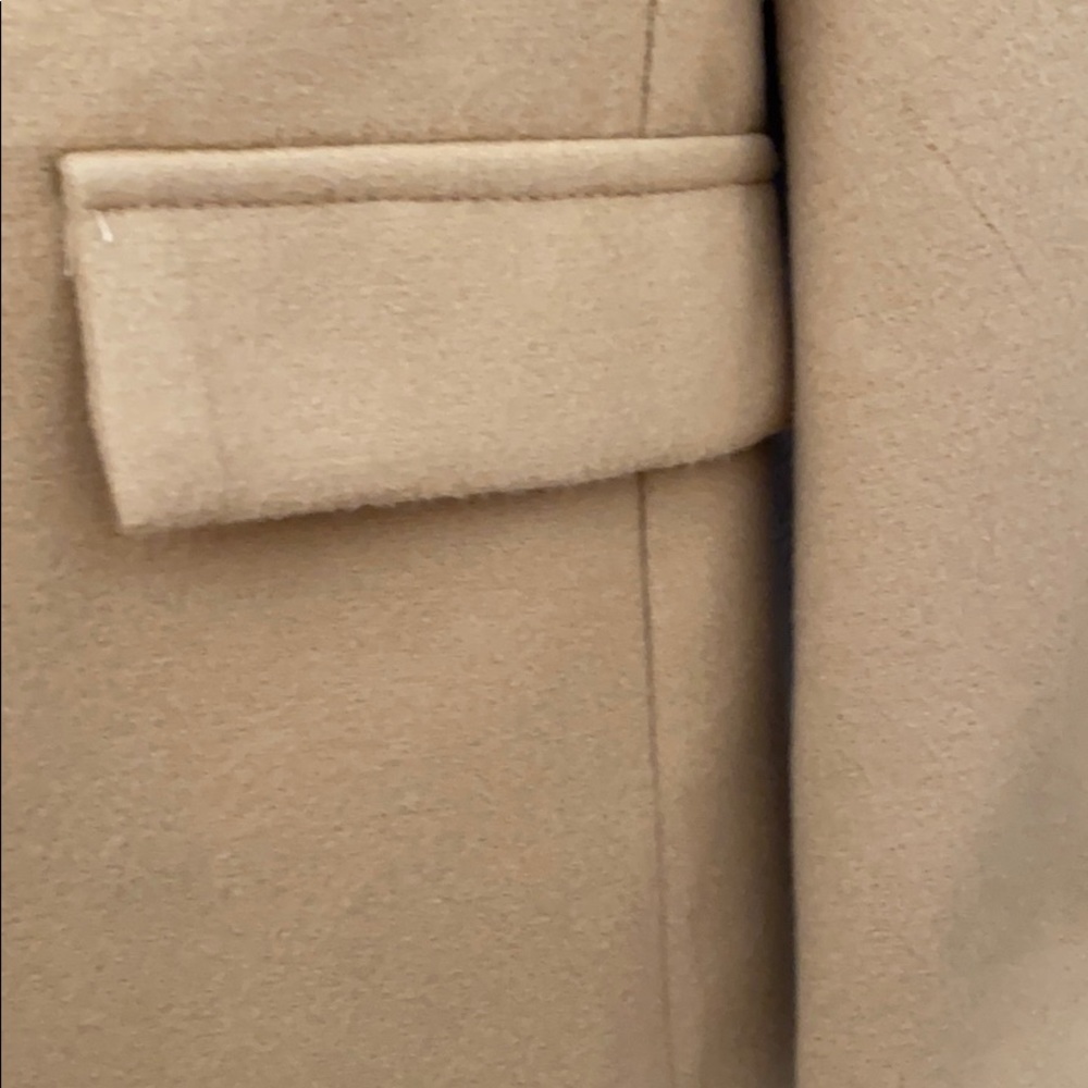 Coat - Picture 5 of 9